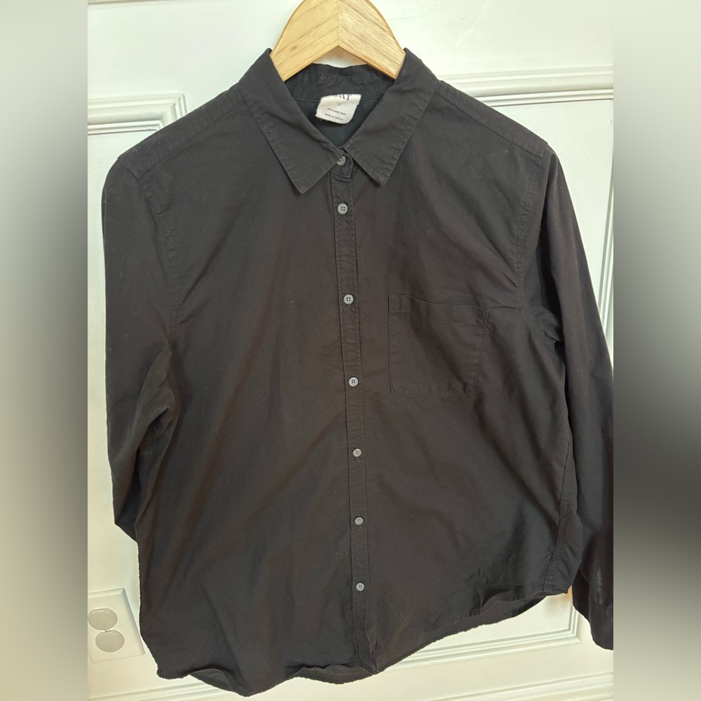 Gap black basic poplin button up size Large